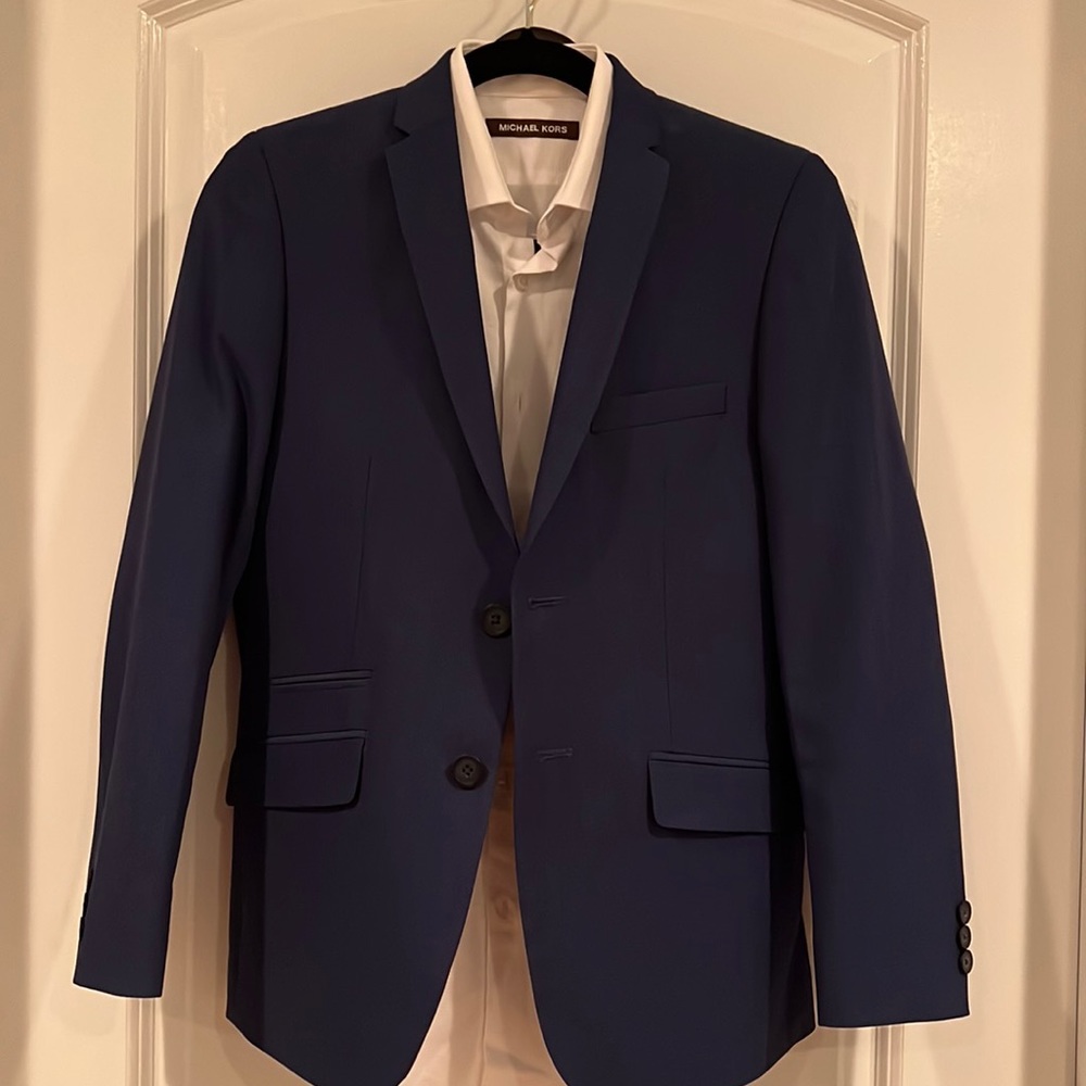 Marc New York suit and Michael Kors dress shirt.